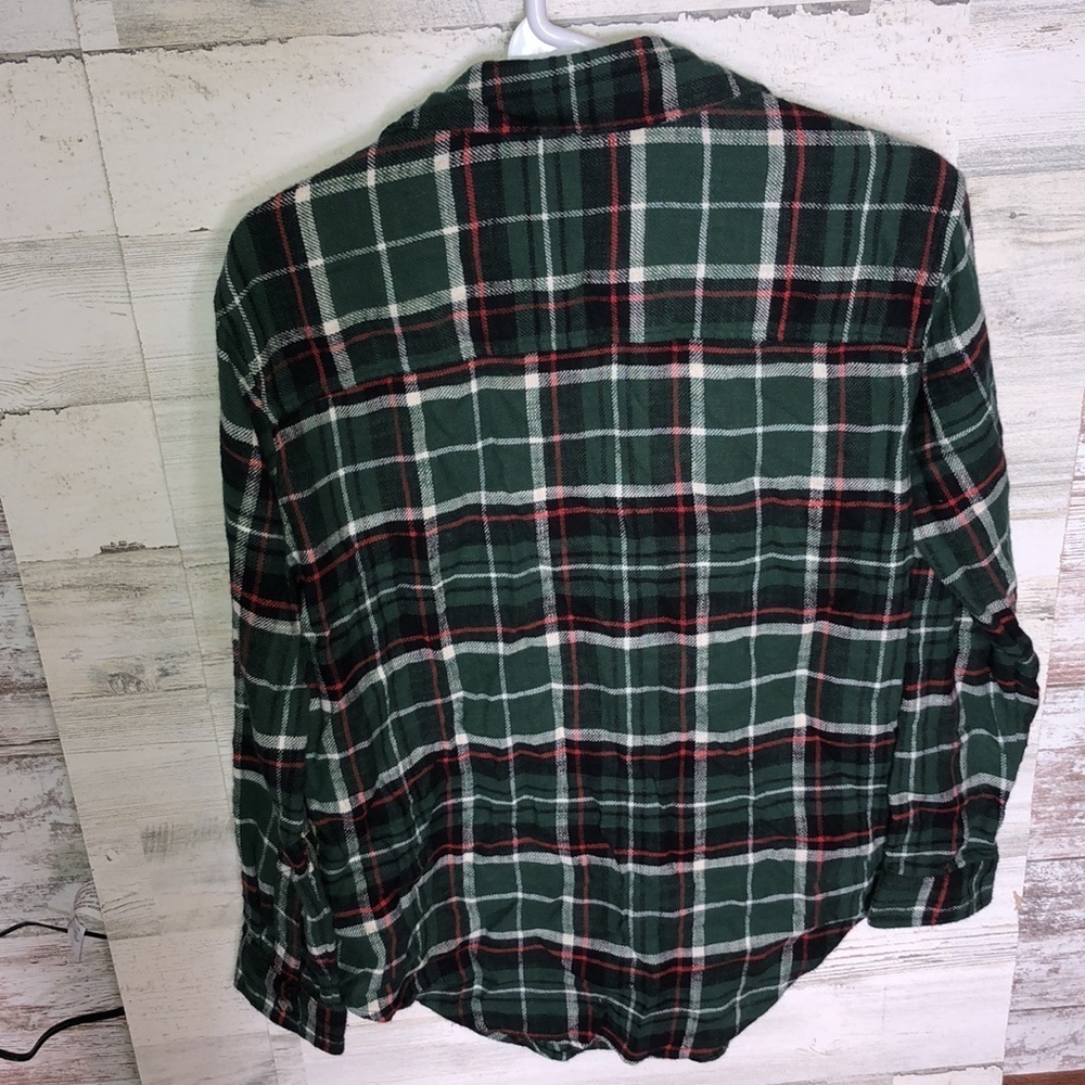 American Eagle red green and white flannel fall or winter style size XS soft​​ - Picture 6 of 6